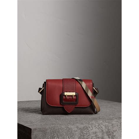 burberry buckle crossbody bag 40578111